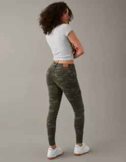 AE Next Level Curvy High-Waisted Cargo Jegging 6 AE Next Level Curvy High-Waisted Cargo Jegging -Aerie 0323 4971 329 ob