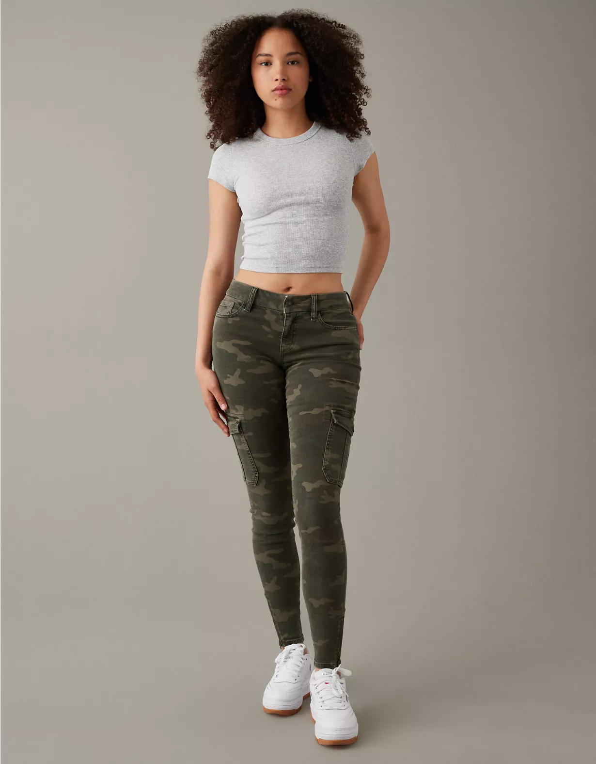 AE Next Level Curvy High-Waisted Cargo Jegging 3 AE Next Level Curvy High-Waisted Cargo Jegging