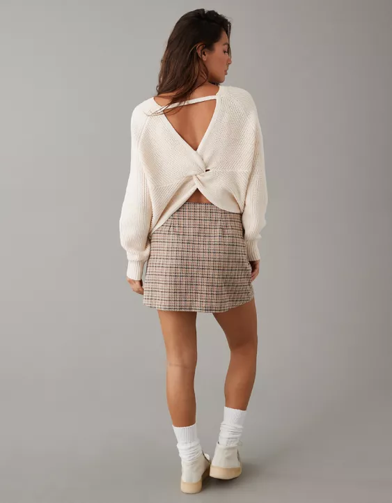 AE Long-Sleeve Twist-Back Sweater 4 AE Long-Sleeve Twist-Back Sweater - Image 2