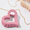 AEO Matte Heart Claw Clip 1 AEO Matte Heart Claw Clip -Aerie 0421 7085 610 l1