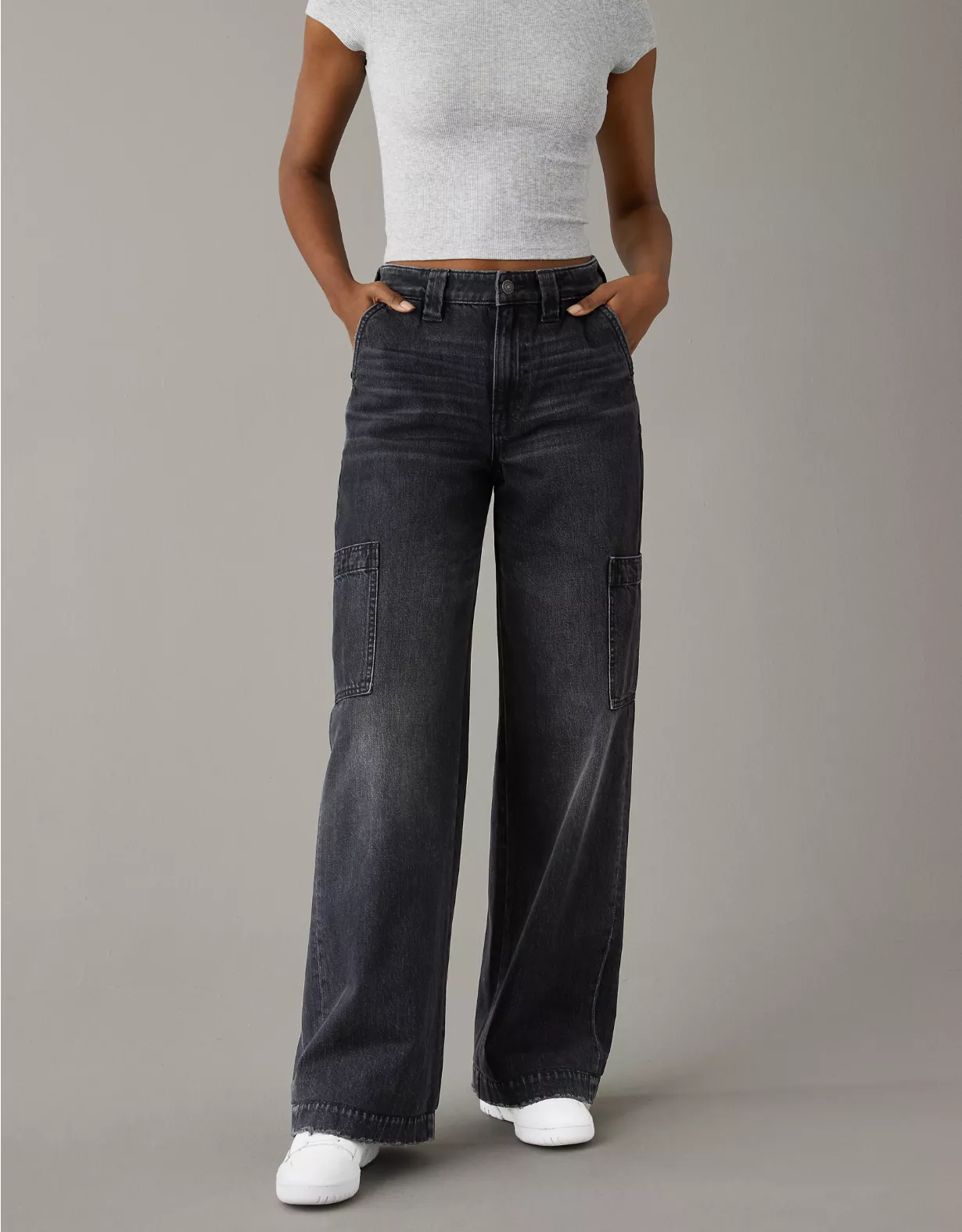 AE Super High-Waisted Baggy Wide-Leg Cargo Jean 3 AE Super High-Waisted Baggy Wide-Leg Cargo Jean