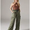 AE Dreamy Drape Stretch Super High-Waisted Cargo Baggy Wide-Leg Pant 2 AE Dreamy Drape Stretch Super High-Waisted Cargo Baggy Wide-Leg Pant -Aerie 0461 5030 309 l1