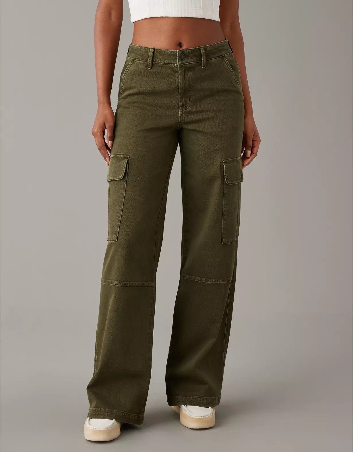 AE Dreamy Drape Stretch Cargo Super High-Waisted Baggy Wide-Leg Pant 3 AE Dreamy Drape Stretch Cargo Super High-Waisted Baggy Wide-Leg Pant