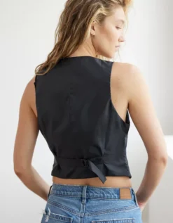 AE X The Ziegler Sisters Crop Vest -Aerie 1383 5749 001 ob