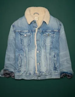 AE77 Premium Sherpa Denim Jacket -Aerie 2308 1546 401 f