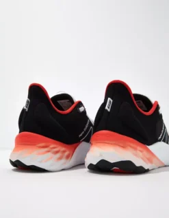 New Balance Men's Fresh Foam Roav V2 Sneaker -Aerie 7213 7253 100 d1