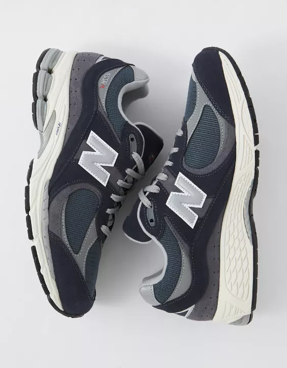 New Balance Men's 2002R Sneaker 5 New Balance Men's 2002R Sneaker - Image 3