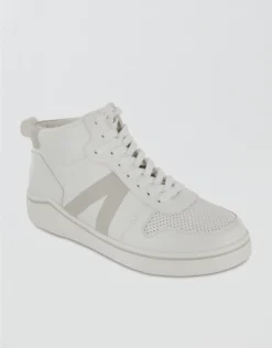 MIA Gio Sneaker